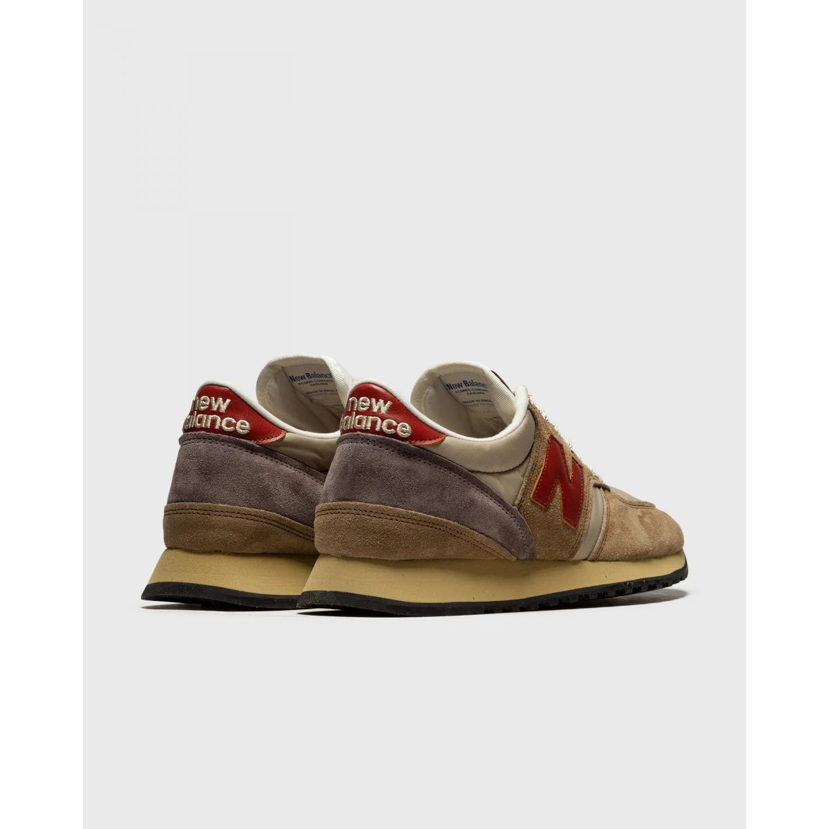 Кроссовки New Balance M730BBR Кроссовки New Balance M730BBR